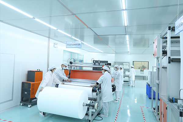 高效过滤器智能定制：华锐智造自有工厂，融入智能监测技术